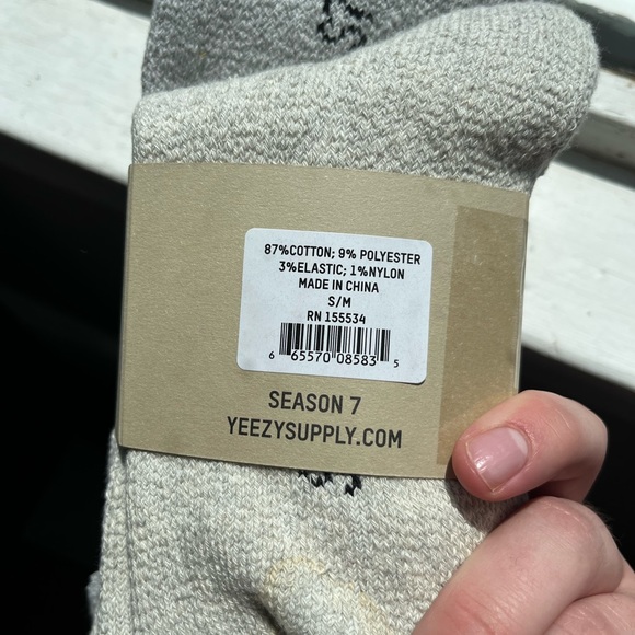Yeezy Season 3 Socks S/M - Picture 2 of 2